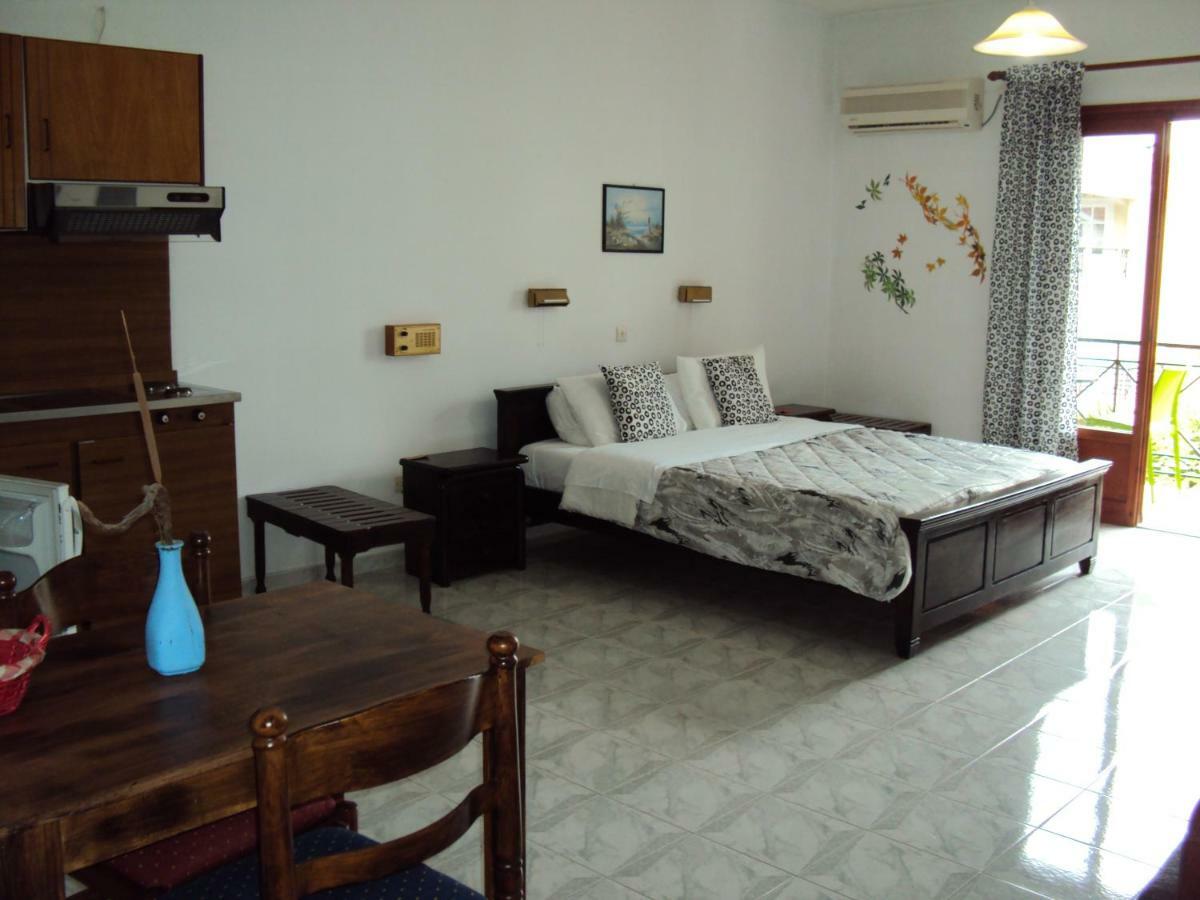 Thodora Appartments Sami  Dış mekan fotoğraf